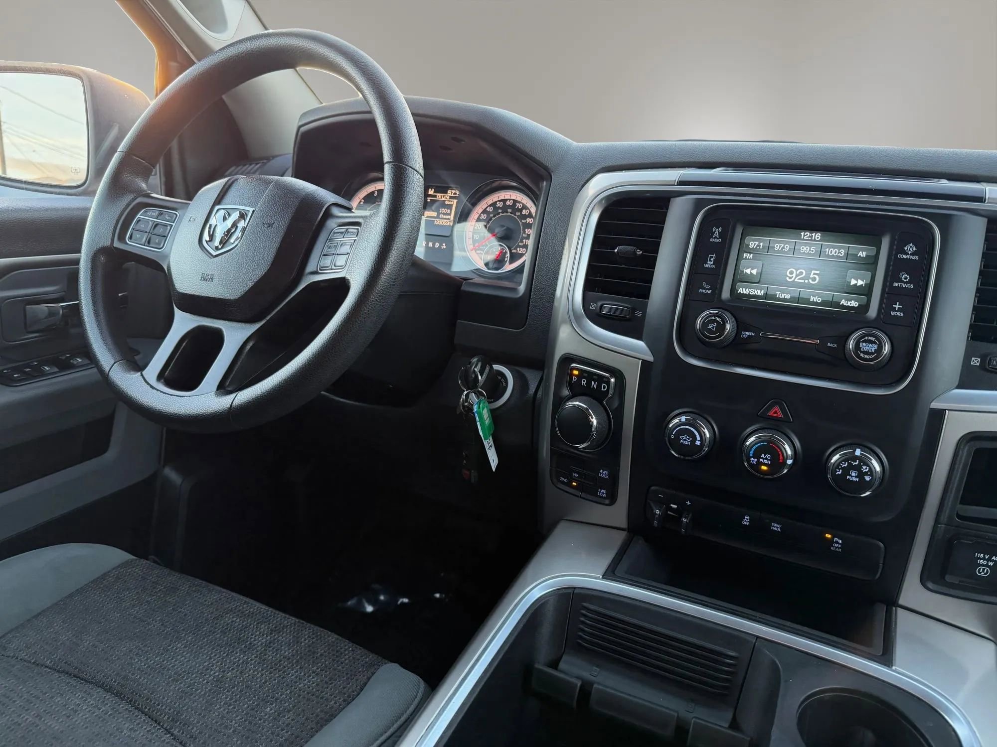 Used 2017 RAM 1500 Classic SLT AWD/4WD image 24