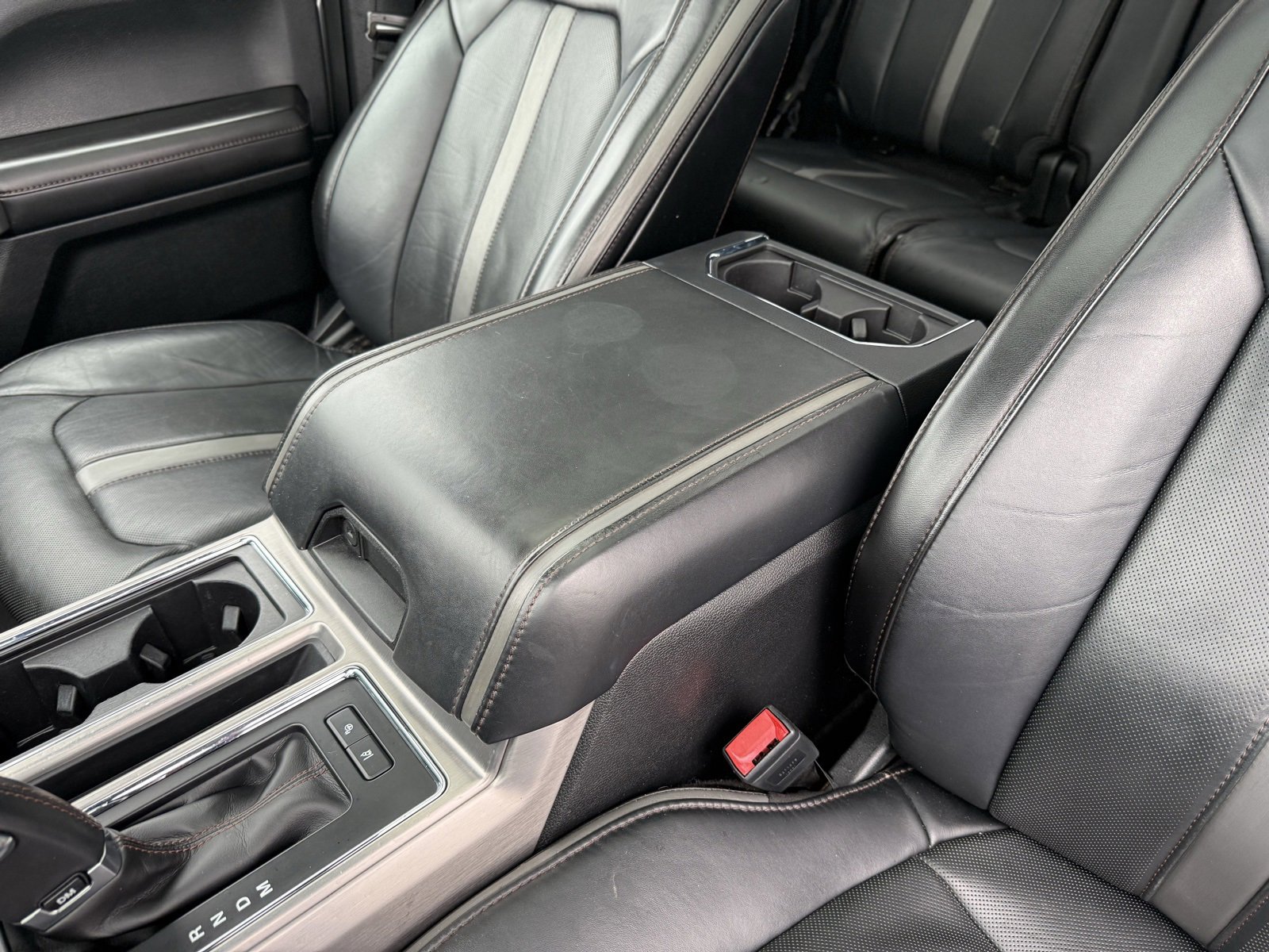 Used 2018 Ford F150 Platinum w/ Equipment Group 701A Luxury image 24