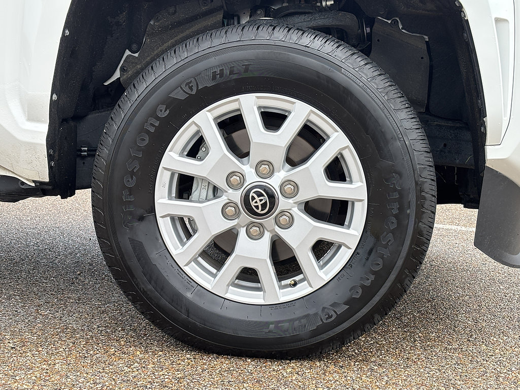Certified 2026 Toyota Tacoma SR5 AWD/4WD image 8