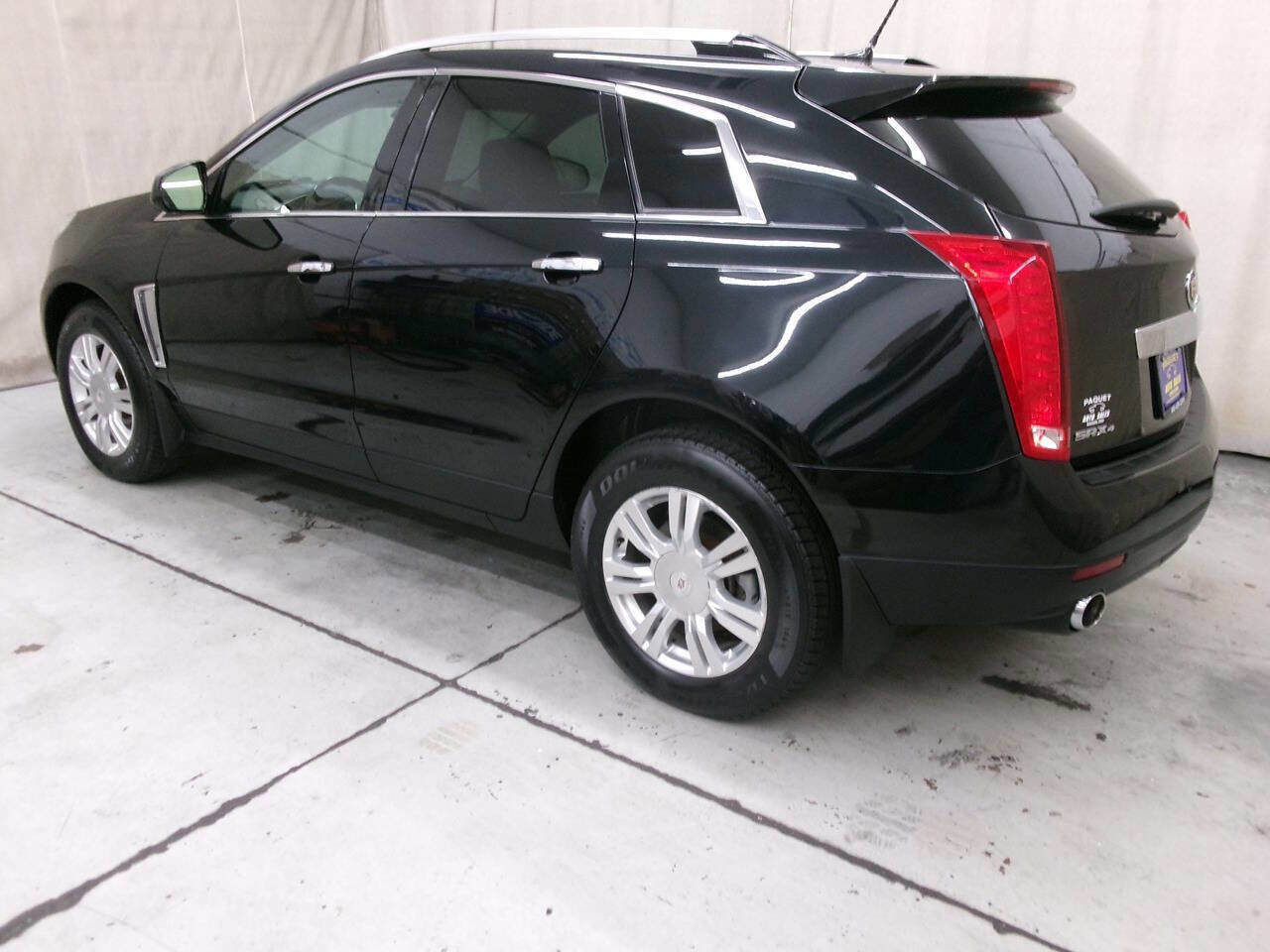 Used 2014 Cadillac SRX Luxury w/ Driver Awareness Package AWD/4WD image 6