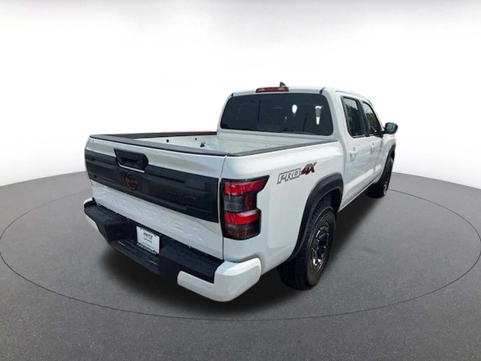 Used 2026 Nissan Frontier PRO-4X AWD/4WD image 13