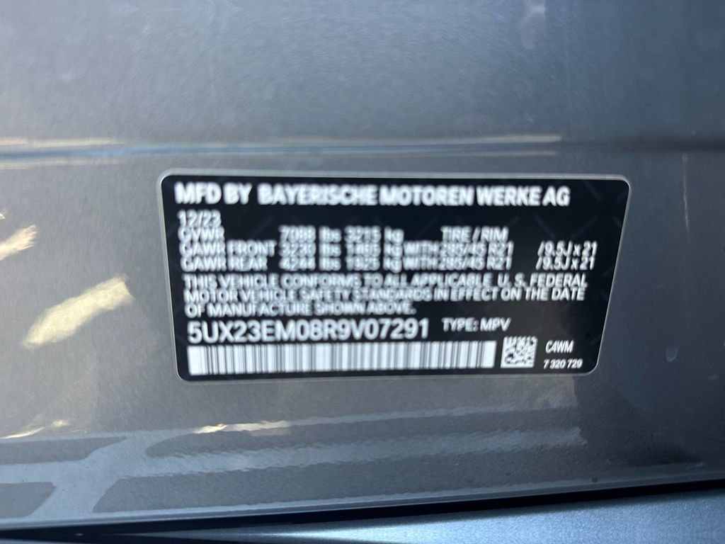 Used 2024 BMW X7 xDrive40i w/ Premium Package image 30