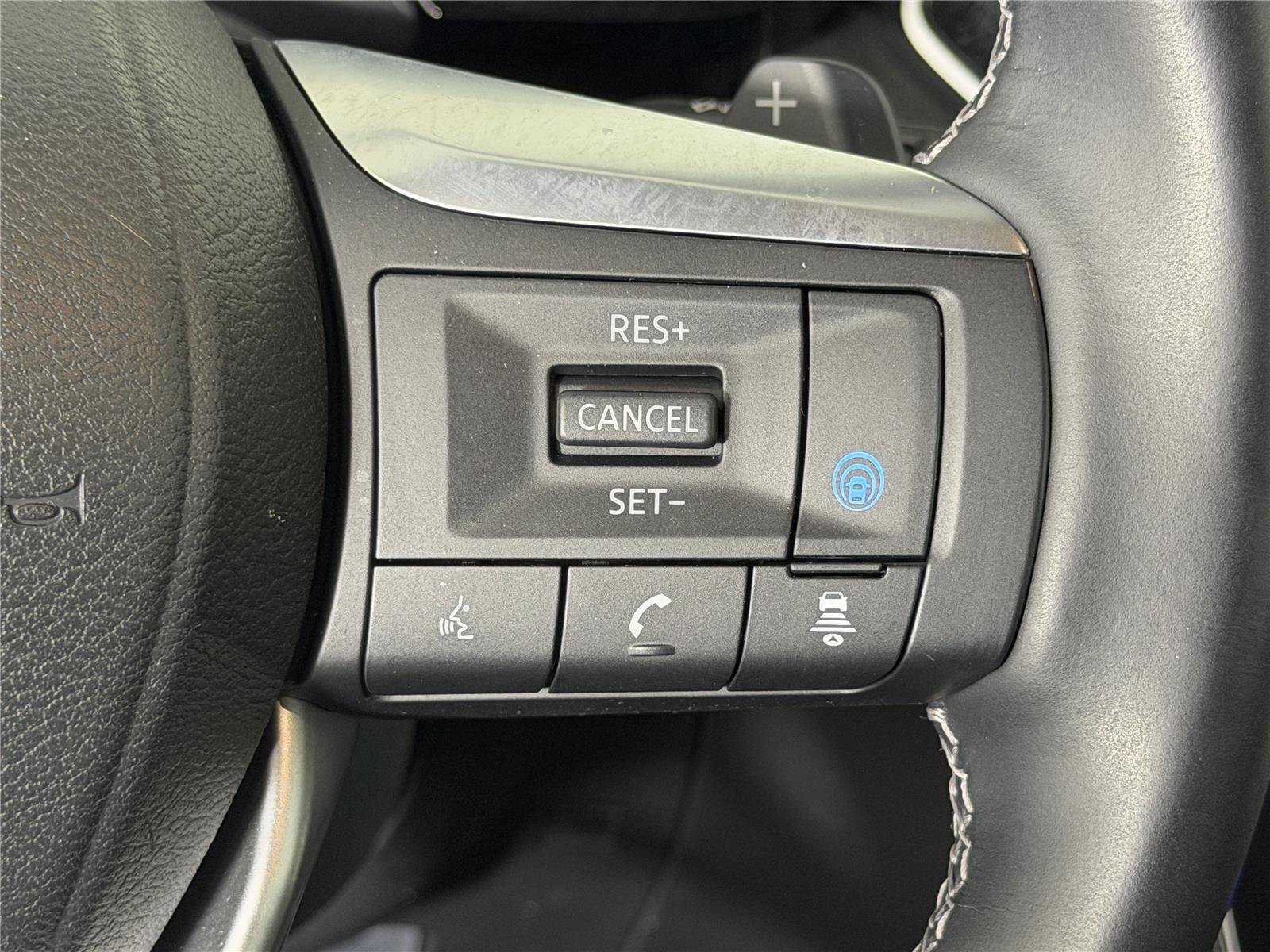 Used 2023 INFINITI QX60 Sensory w/ Cargo Package AWD/4WD image 26