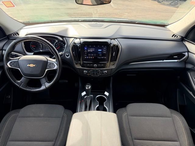 Used 2020 Chevrolet Traverse LT image 22