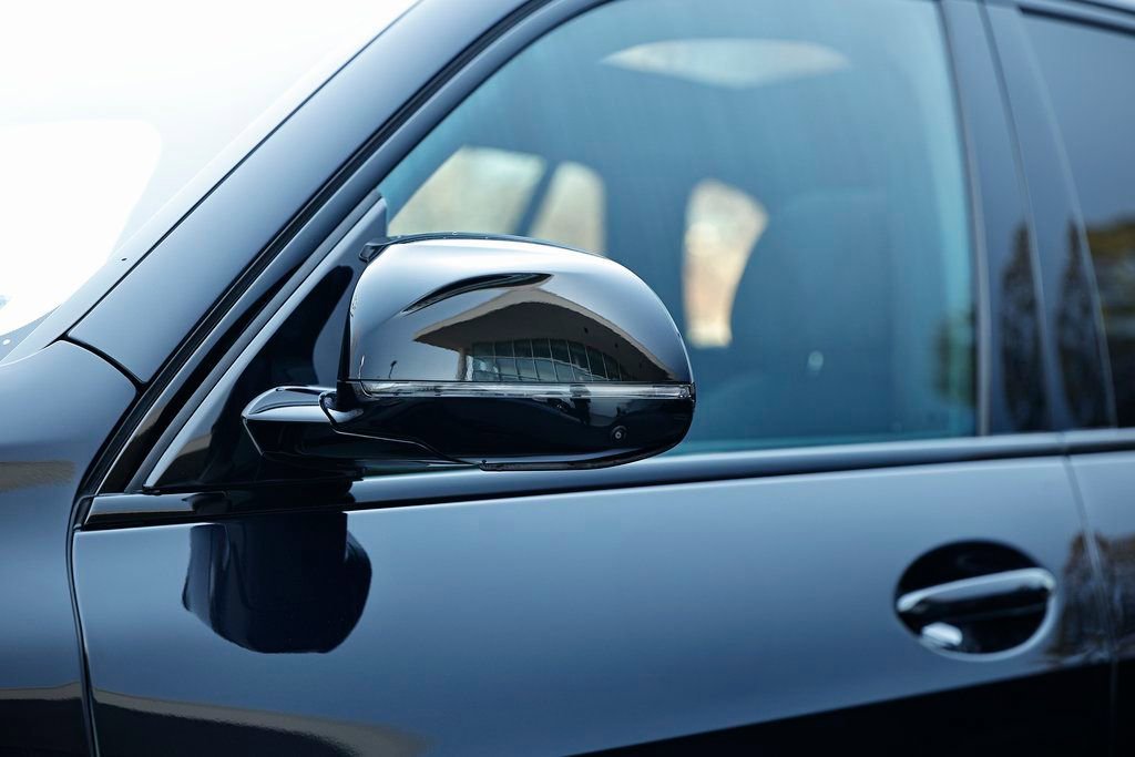 New 2026 BMW X5 M60i w/ Climate Comfort Package image 11