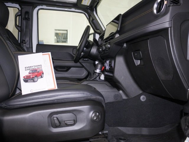 Certified 2025 Jeep Wrangler Sahara w/ Safety Group image 5