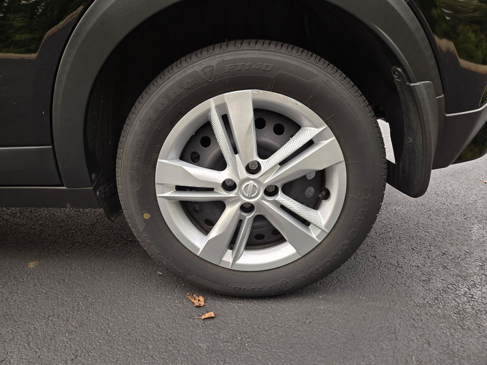 Used 2024 Nissan Kicks S FWD image 10