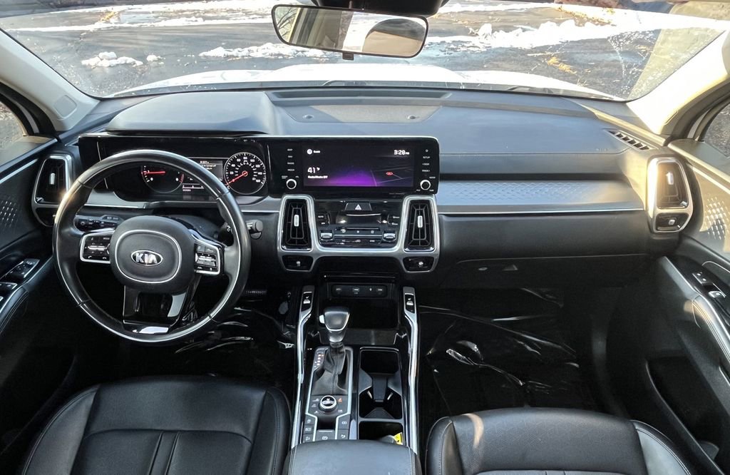 Used 2021 Kia Sorento SX image 11