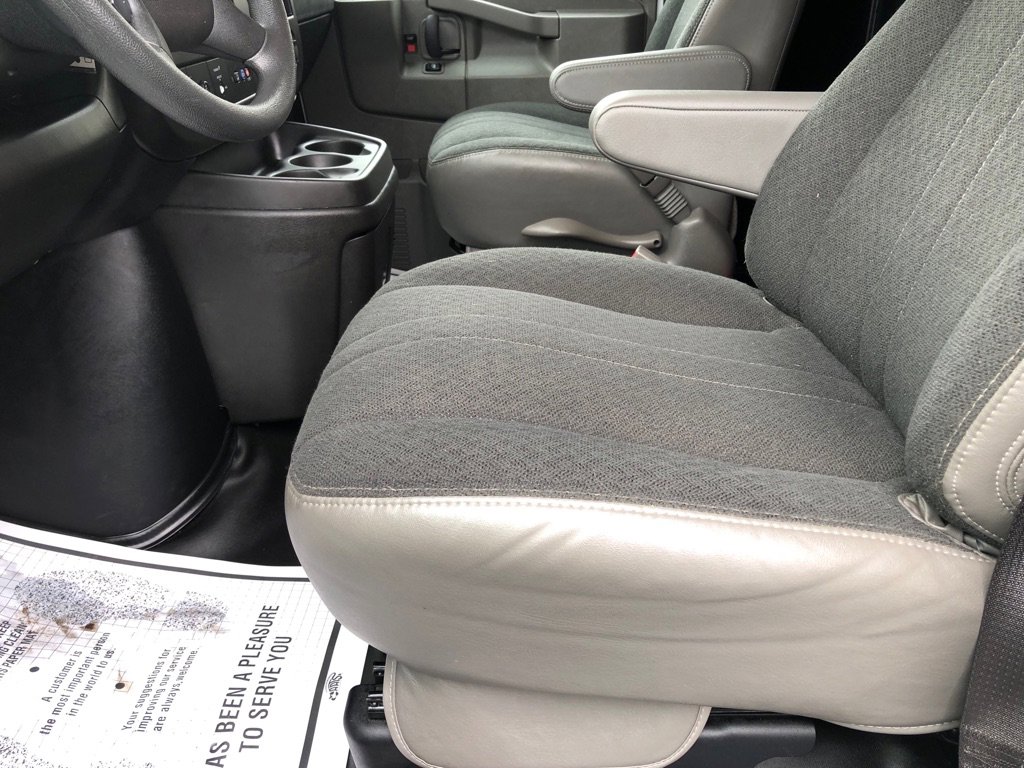 Used 2024 Chevrolet Express 2500 w/ Driver Convenience Package image 17