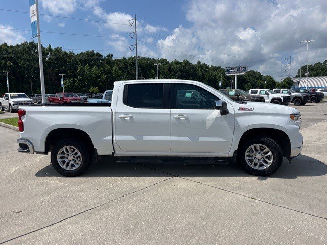 Certified 2024 Chevrolet Silverado 1500 LT w/ Z71 Off-Road Package image 9