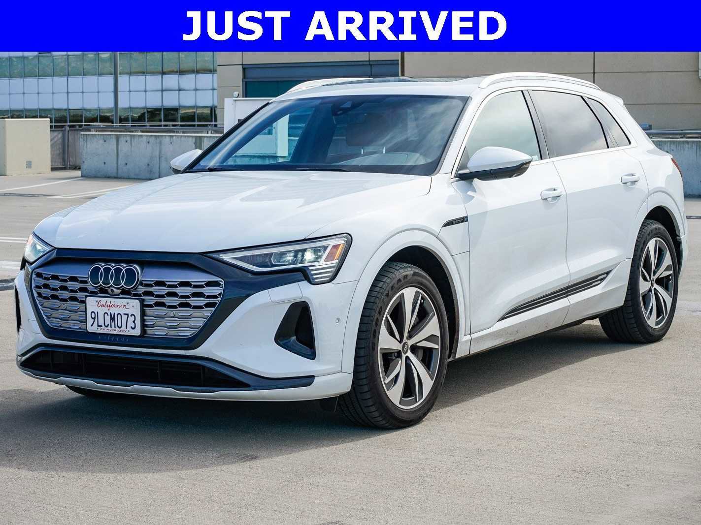 Used 2024 Audi Q8 e-tron Premium Plus w/ Premium Plus Package image 1