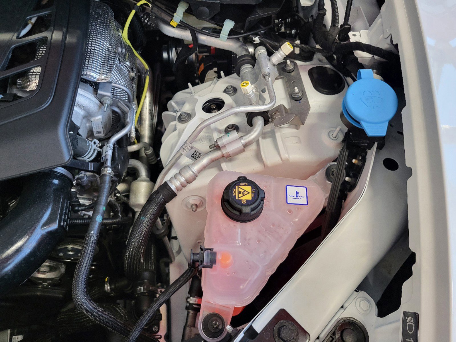 New 2025 Alfa Romeo Stelvio Sprint image 58