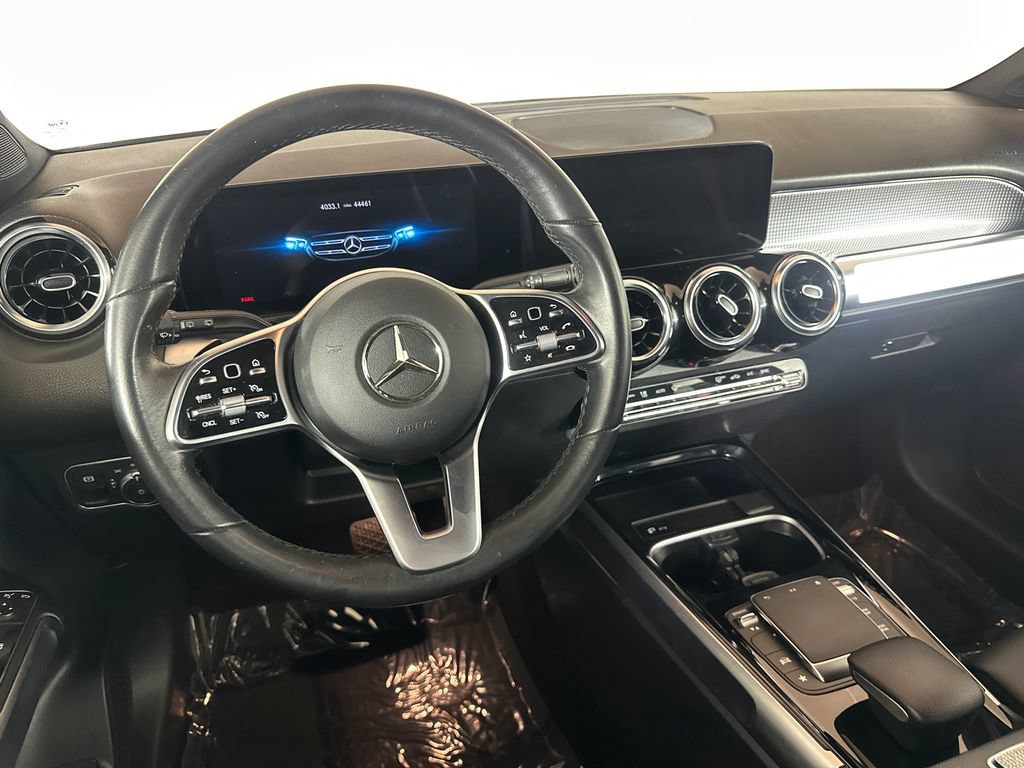 Used 2023 Mercedes-Benz GLB 250 image 25