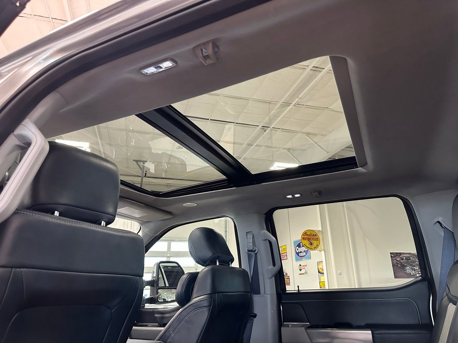 Used 2024 Ford F250 Limited w/ FX4 Off-Road Package image 41