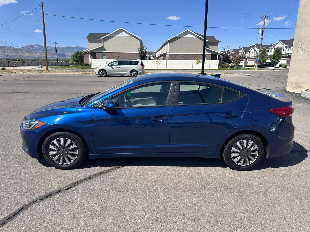 Used 2018 Hyundai Elantra SE w/ SE Connectivity Package 04 image 4