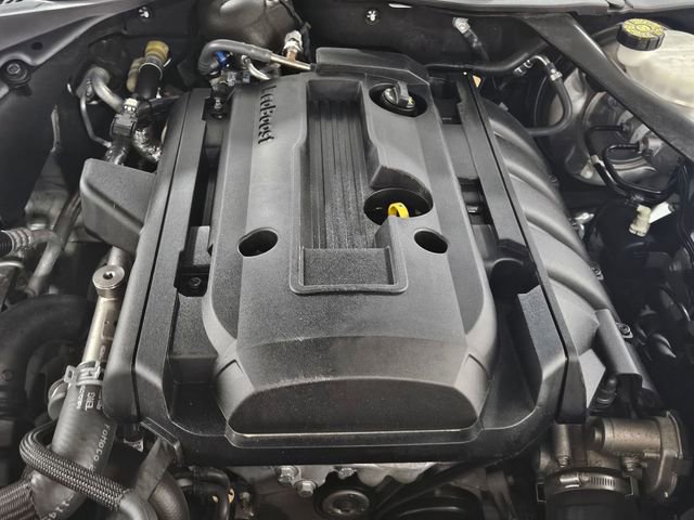 Used 2019 Ford Mustang Premium RWD image 23