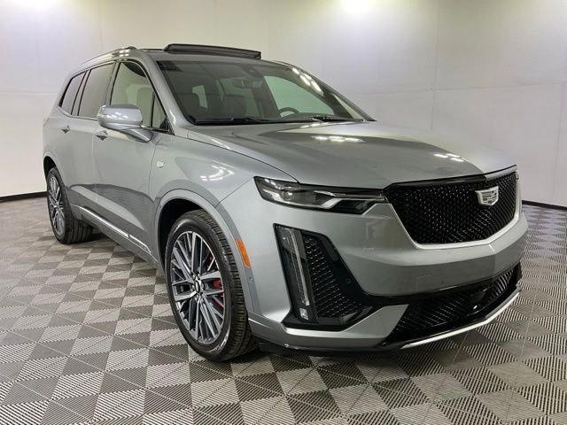 Certified 2025 Cadillac XT6 Sport w/ Technology Package image 3