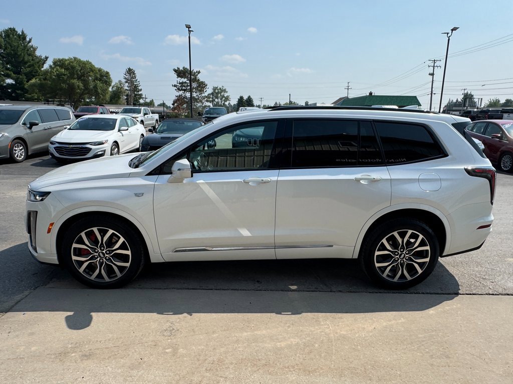 Used 2023 Cadillac XT6 Sport image 6
