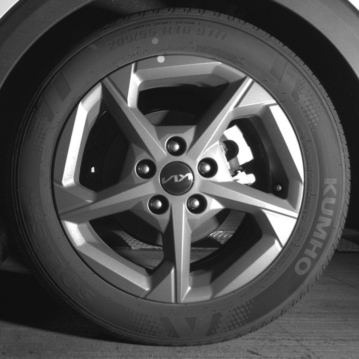 Used 2025 Kia K4 LXS image 14