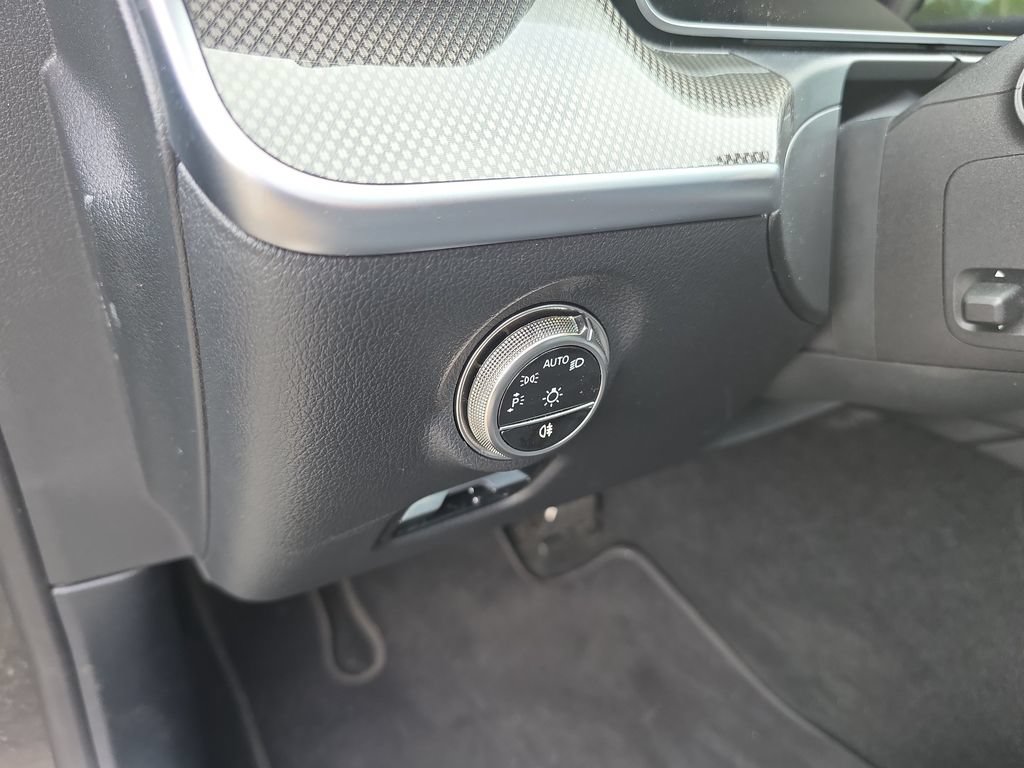 Certified 2025 Mercedes-Benz C 300 4MATIC Sedan image 23