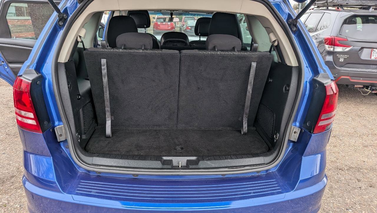 Used 2015 Dodge Journey American Value Package w/ Flexible Seating Group image 12