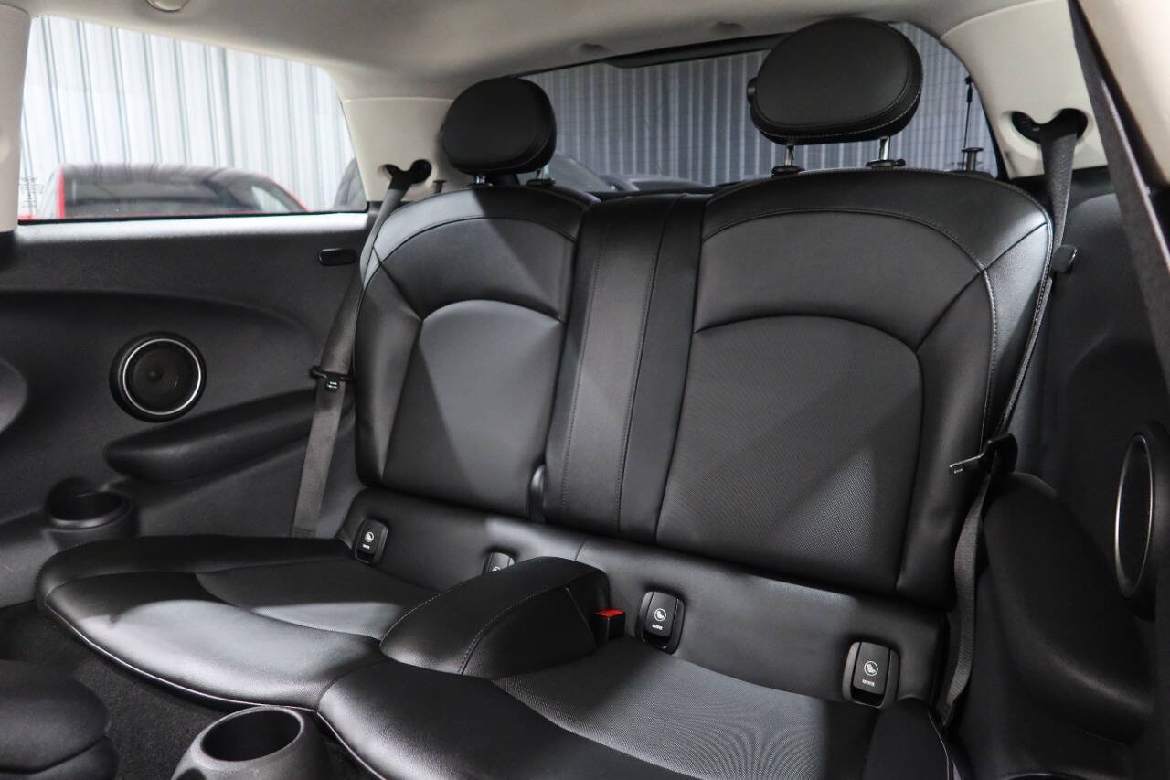 Used 2015 MINI Cooper S FWD image 15