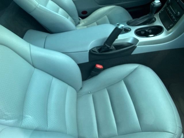Used 2005 Chevrolet Corvette Coupe w/ Preferred Equipment Group RWD image 8