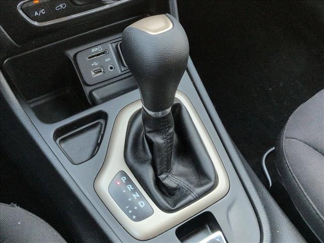 Used 2016 Jeep Cherokee 75th Anniversary image 10