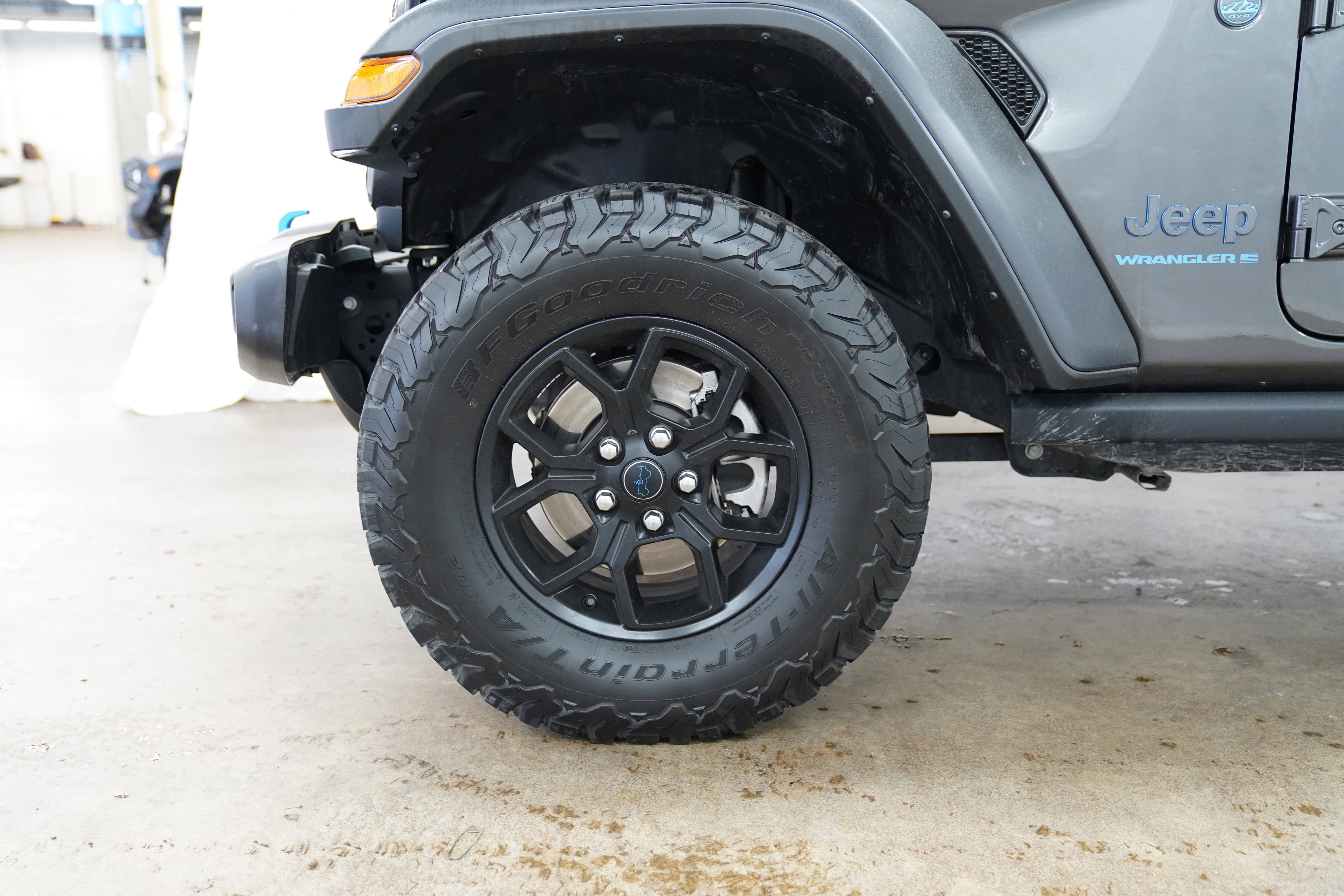 Used 2024 Jeep Wrangler Unlimited AWD/4WD image 15