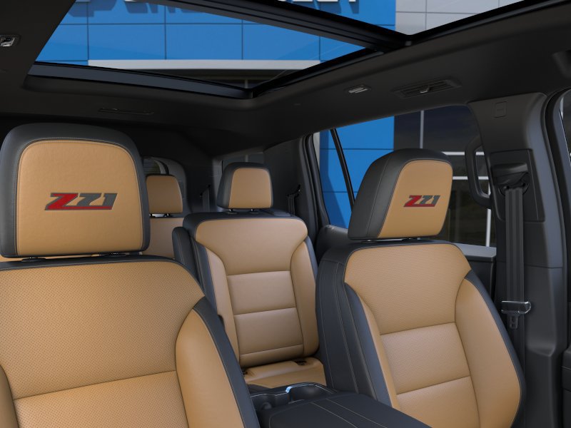New 2027 Chevrolet Traverse Z71 w/ Driver Confidence Package AWD/4WD image 25