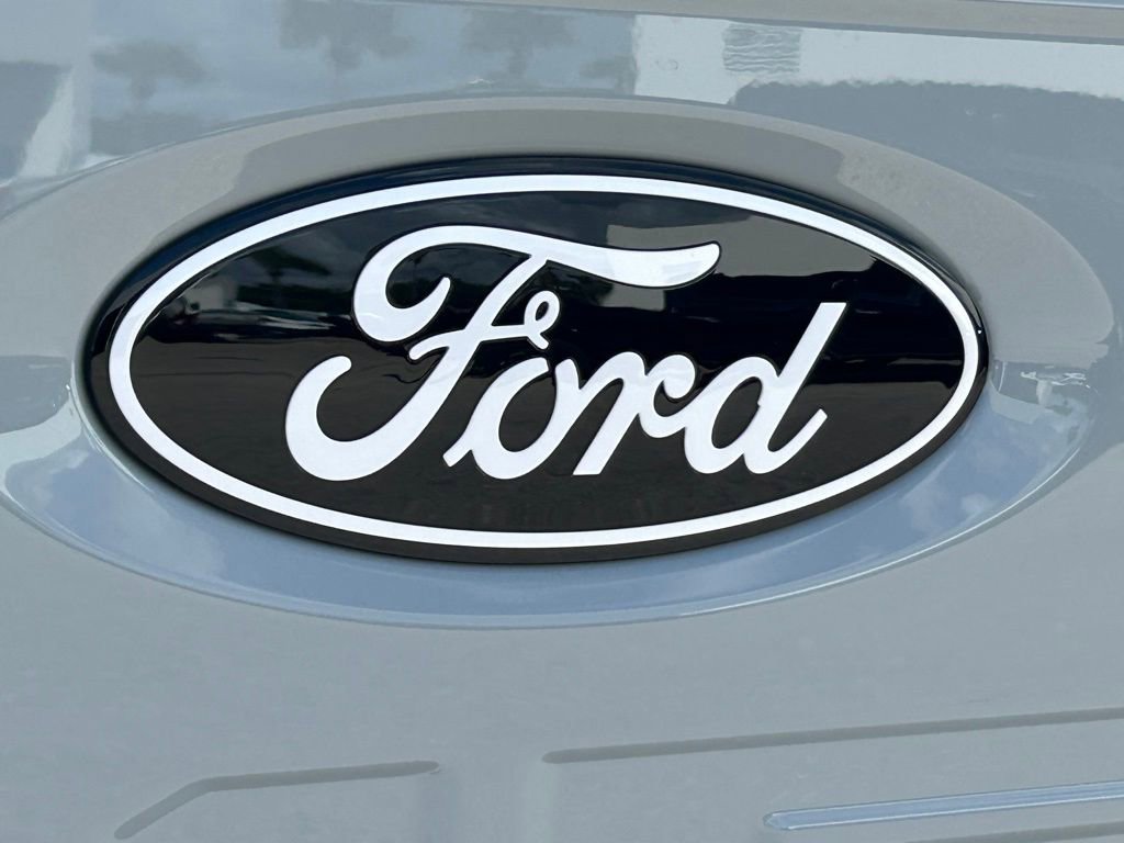 New 2026 Ford F150 Lariat w/ Equipment Group 502A High image 27