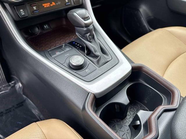 Used 2019 Toyota RAV4 Limited w/ Limited Grade Weather Package AWD/4WD image 25