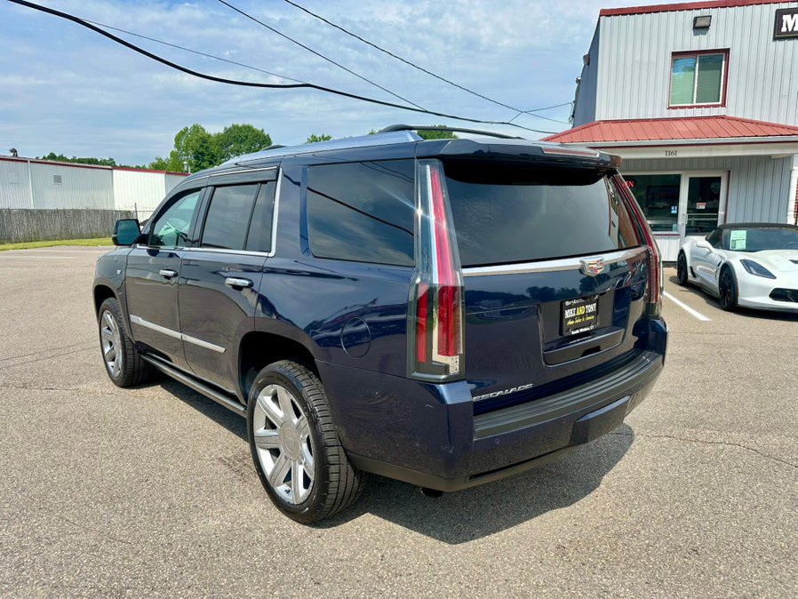 Used 2018 Cadillac Escalade Premium Luxury AWD/4WD image 8
