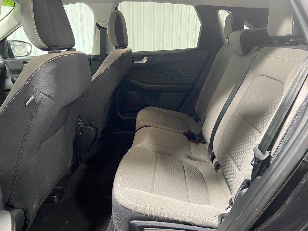 Used 2021 Ford Escape SE image 10