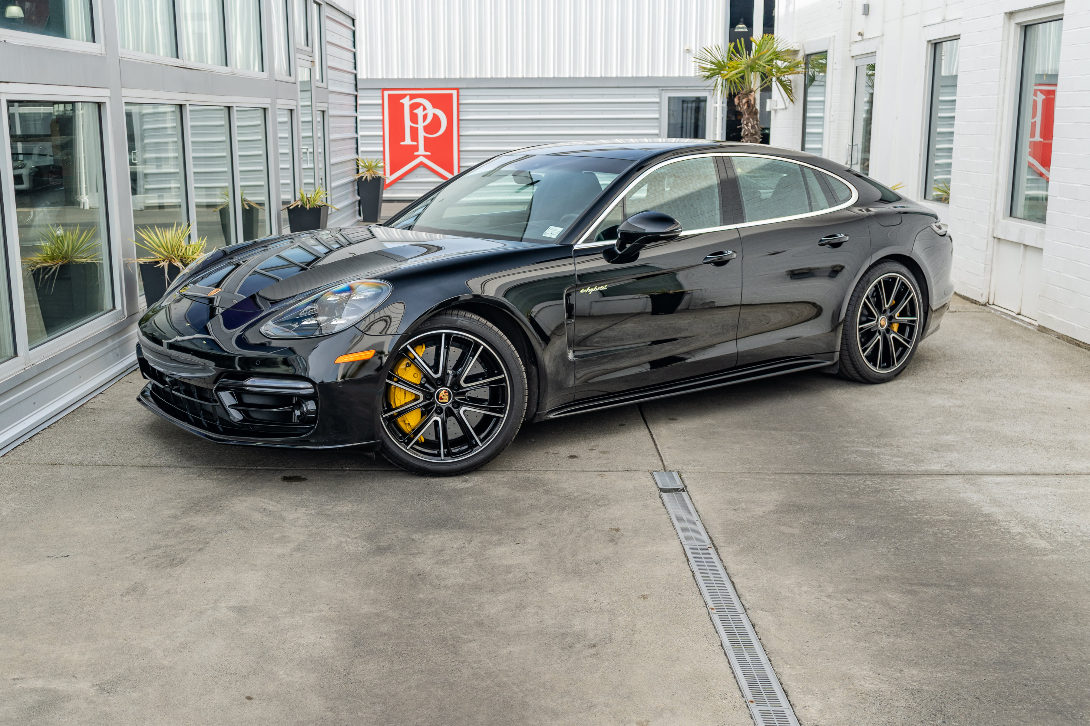 Used 2023 Porsche Panamera Turbo S AWD/4WD image 2