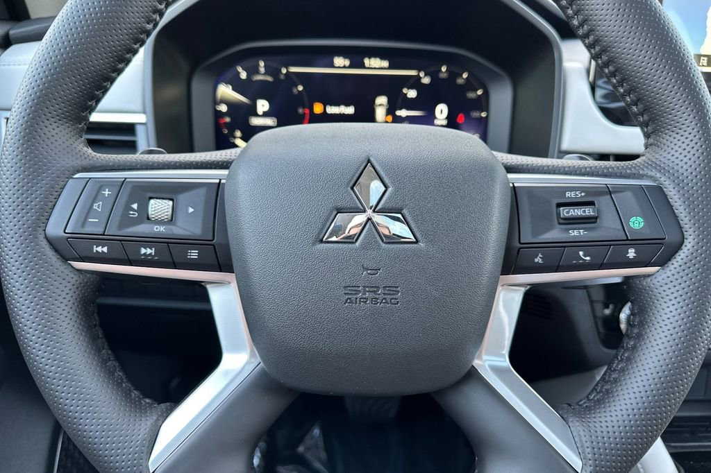 New 2026 Mitsubishi Outlander SE AWD/4WD image 24
