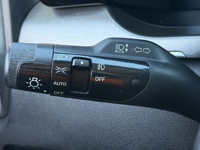 Used 2023 Kia Sorento SX FWD image 21