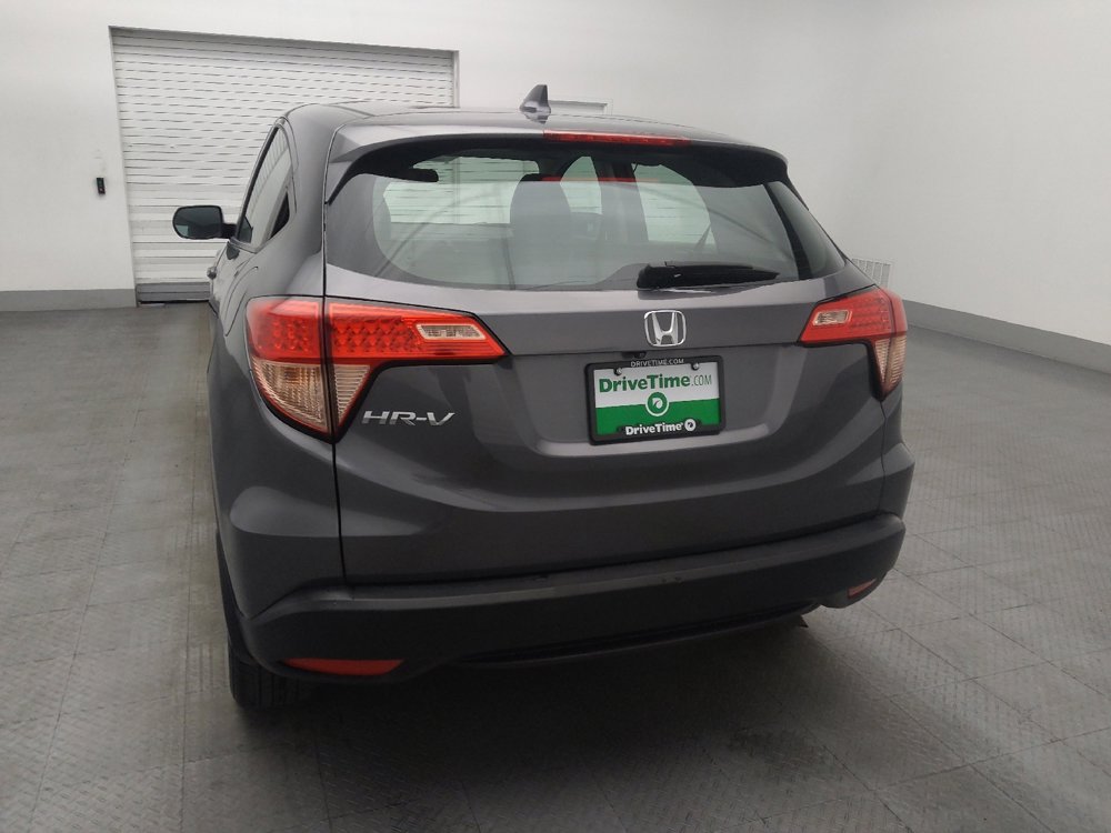 Used 2017 Honda HR-V LX image 6