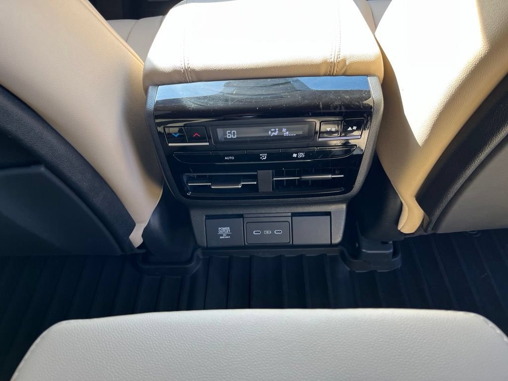 Used 2025 Acura MDX SH-AWD image 50