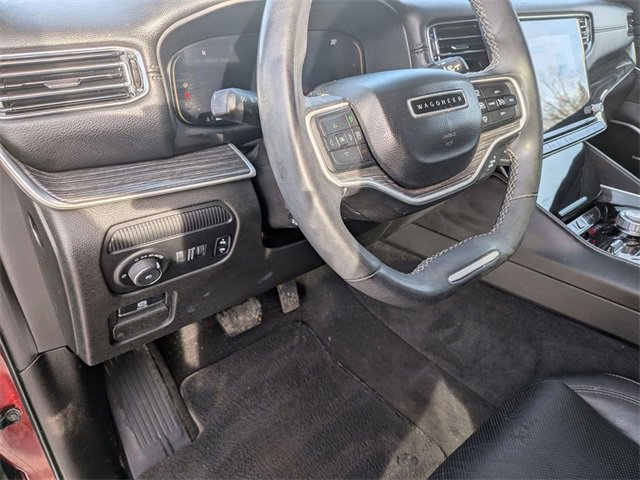 Used 2022 Jeep Wagoneer Series III w/ Premium Group I image 11