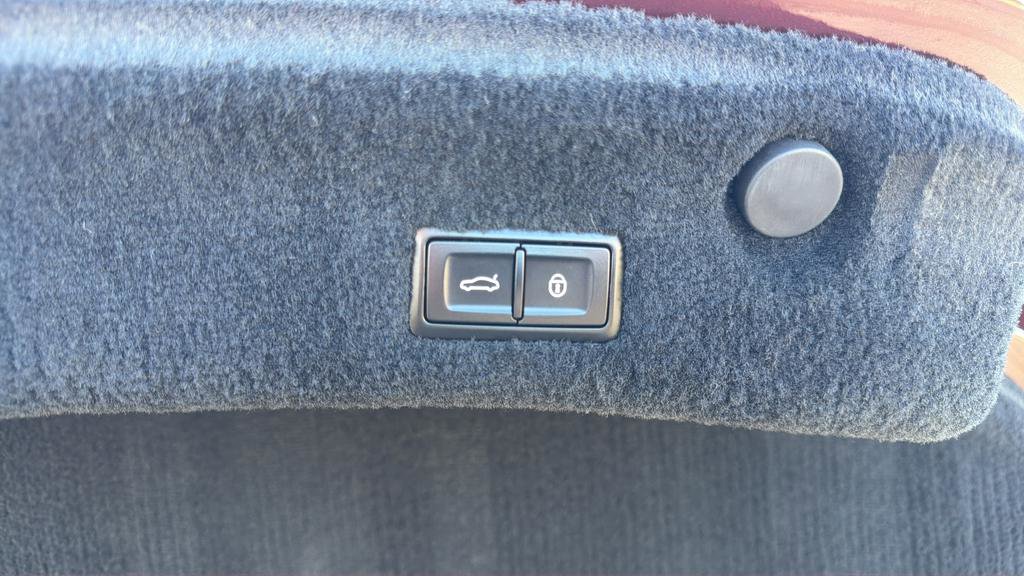 Used 2020 Bentley Continental GT image 37