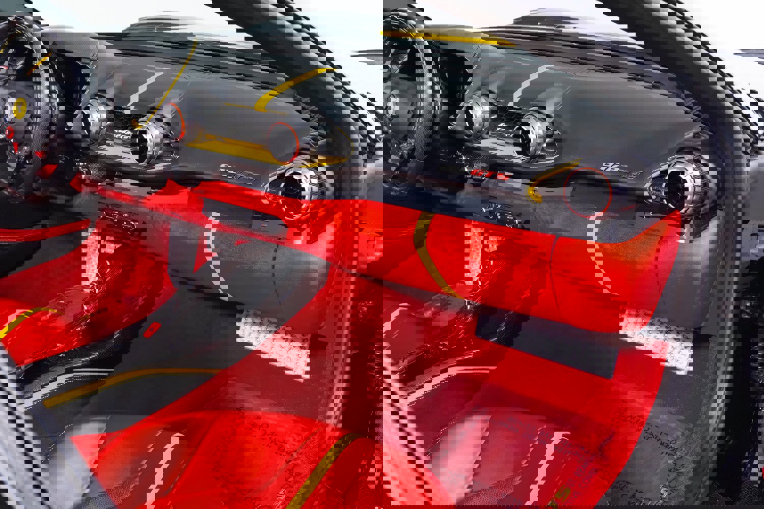 Used 2021 Ferrari 812 GTS image 39