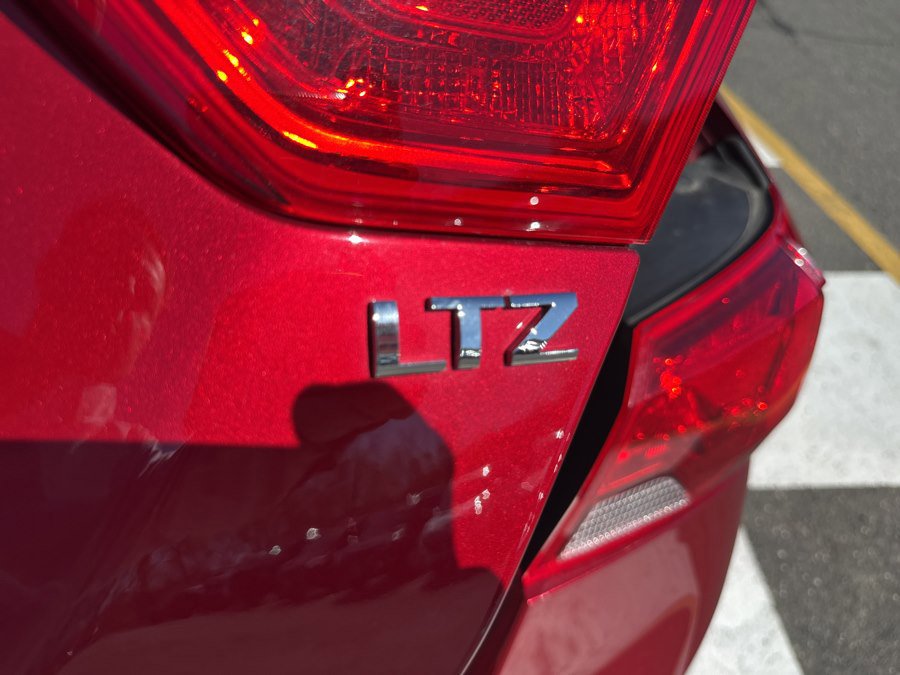 Used 2015 Chevrolet Impala LTZ FWD image 44