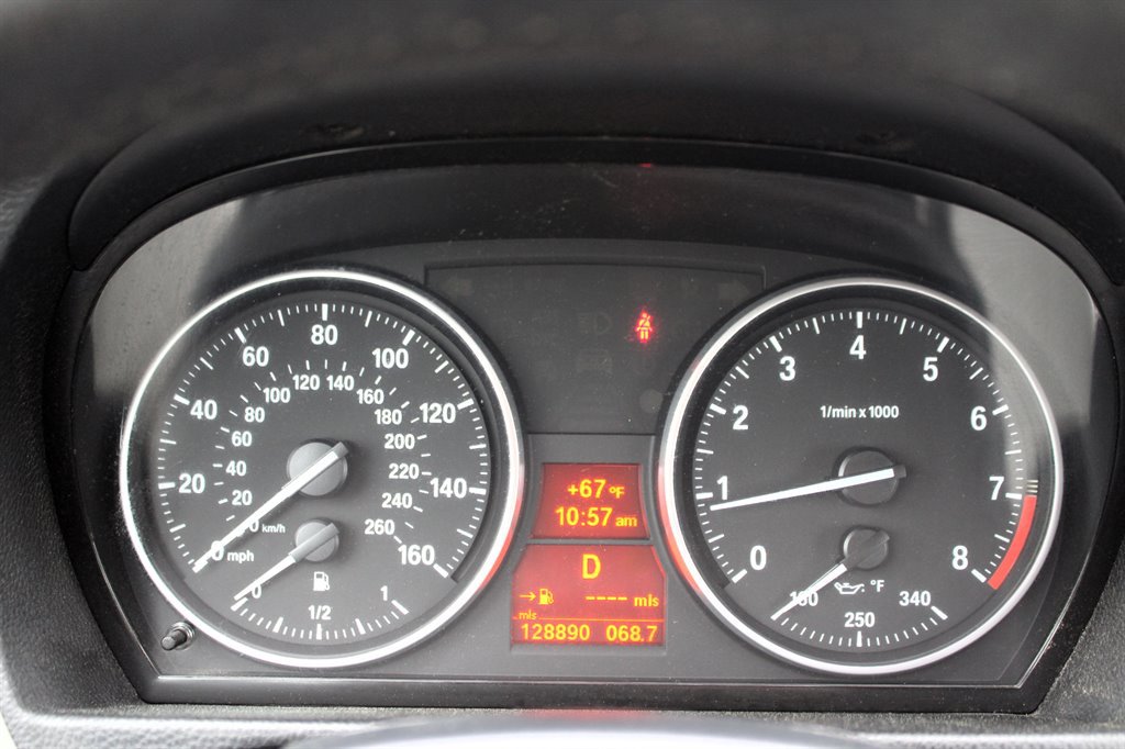 Used 2007 BMW 335i Convertible image 24