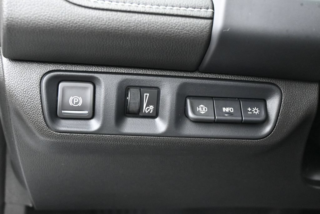 Used 2023 GMC Acadia SLT w/ Technology Package FWD image 18