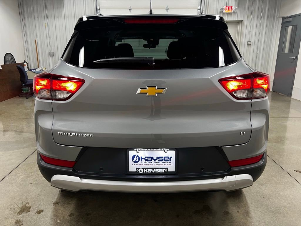 New 2026 Chevrolet TrailBlazer LT w/ Driver Confidence Package FWD image 4