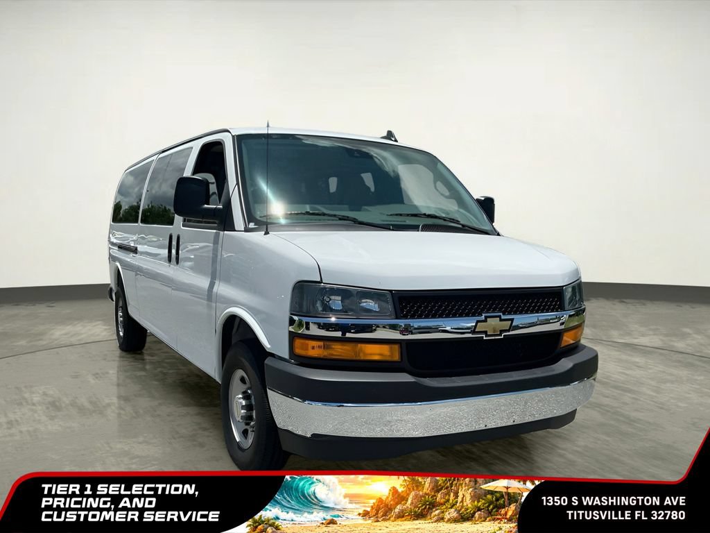 Used 2025 Chevrolet Express 3500 LT w/ LT Preferred Equipment Group RWD image 14
