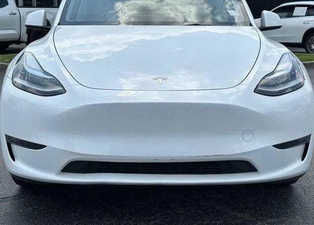 Used 2023 Tesla Model Y Long Range AWD/4WD image 4