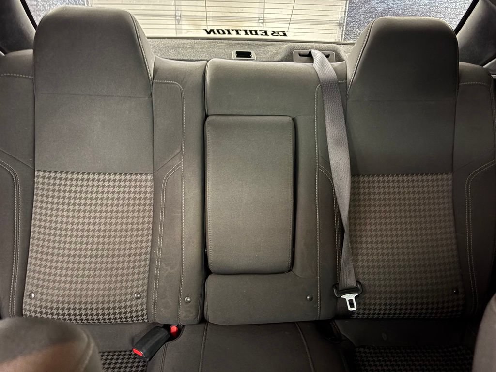 Used 2019 Dodge Challenger SXT RWD image 33
