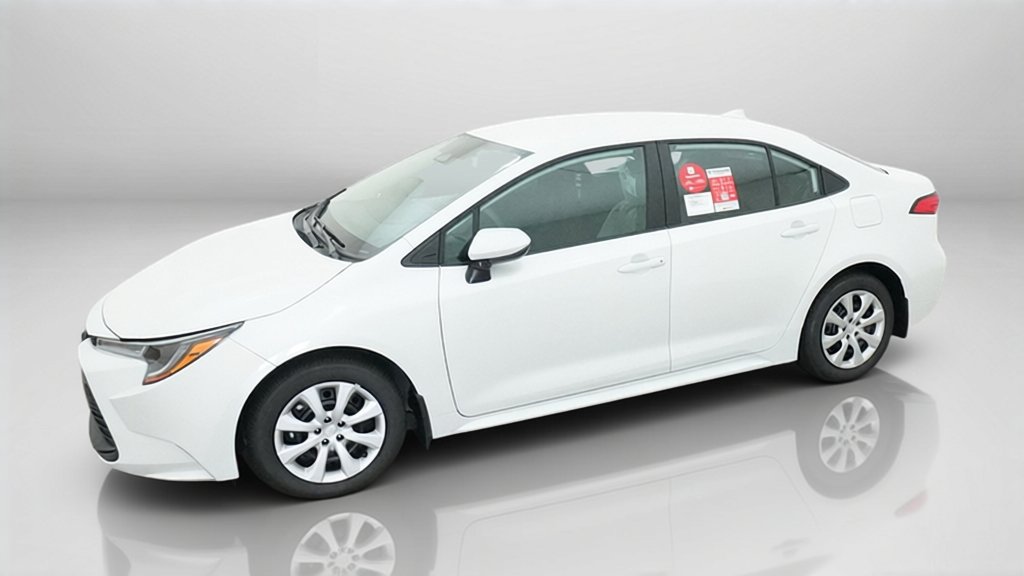 New 2027 Toyota Corolla LE FWD image 5